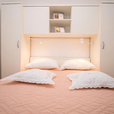 Apartment Luka Rupe Luaran gambar