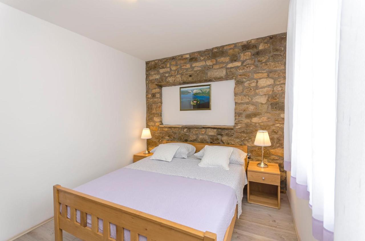 Apartment Luka Rupe Luaran gambar