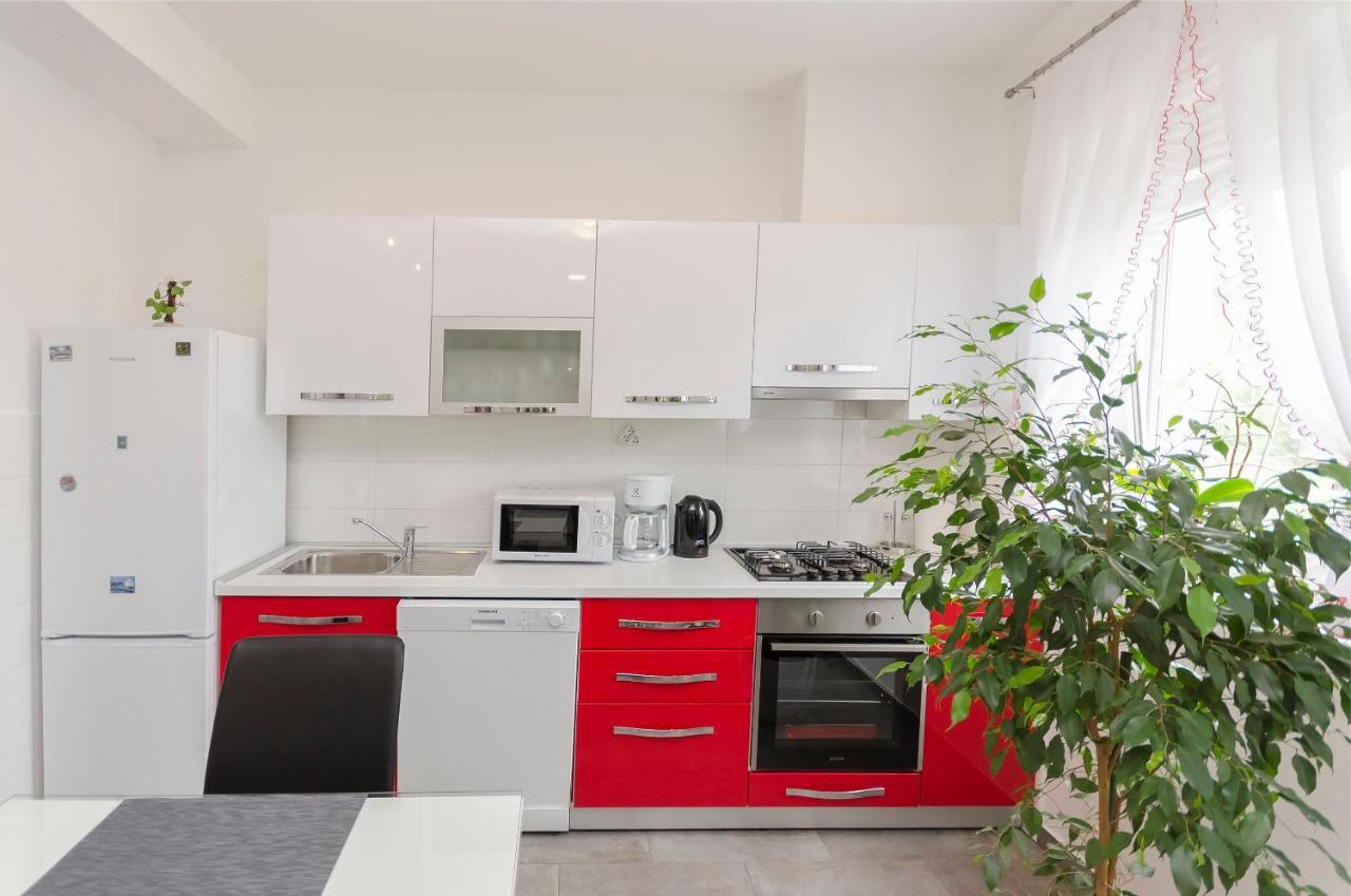 Apartment Luka Rupe Luaran gambar