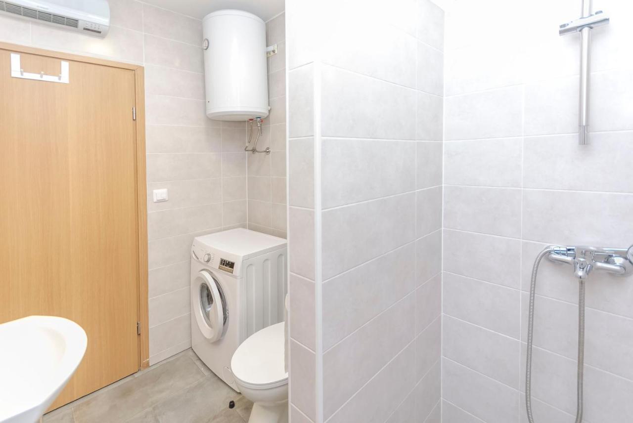 Apartment Luka Rupe Luaran gambar